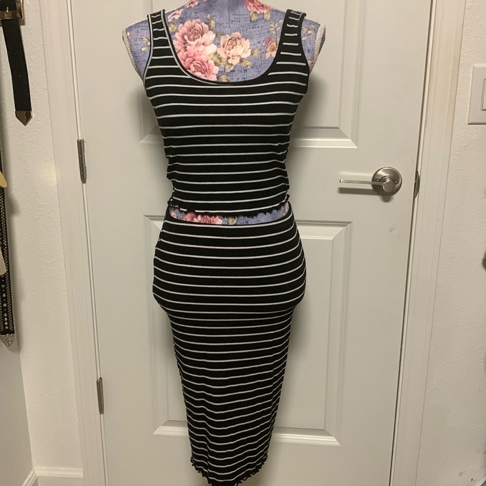 Black and Whits striped Set